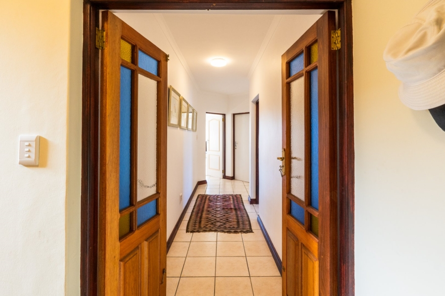 4 Bedroom Property for Sale in Stilbaai Wes Western Cape